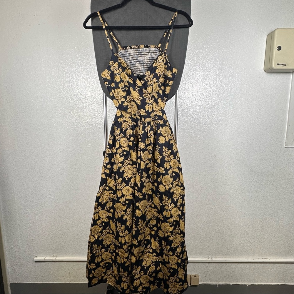 The‎ Drop | Chic Black and Gold Floral Midi Dress